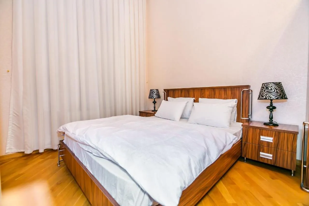 Vip Apartment Panamera Baku 0*,