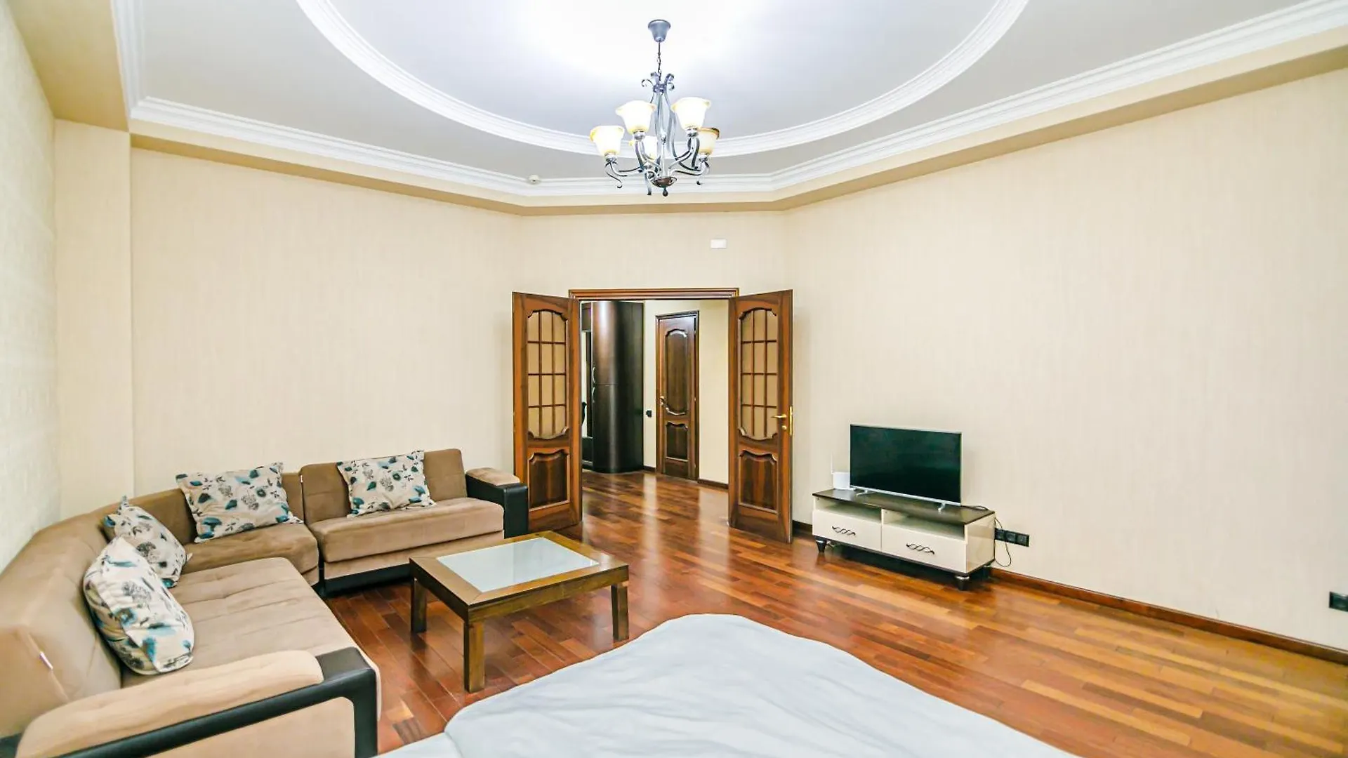 Vip Apartment Panamera Baku